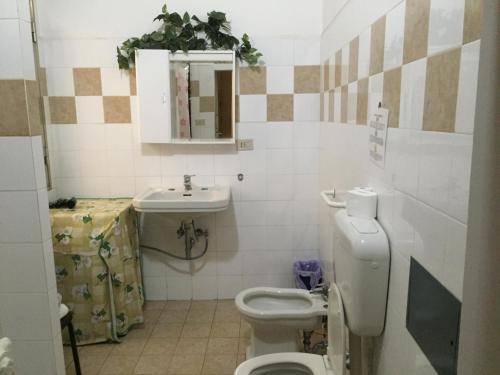 Phòng tắm tại Locanda Pitti