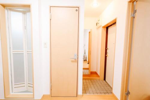 T akadababa subway 4 mins walk! Newly building 新築! 高田馬場駅 徒歩圏内大人気! Shinjuku新宿圈!高速无限制up3
