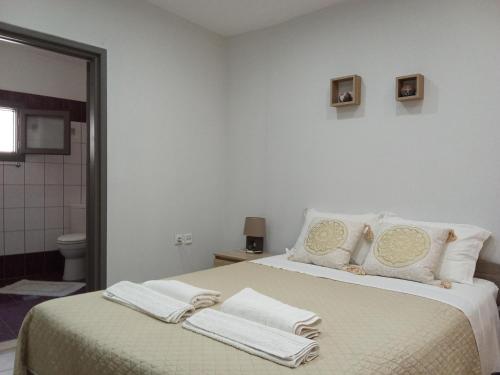 Ένα ή περισσότερα κρεβάτια σε δωμάτιο στο Fantasia Villas Deluxe "Selene"