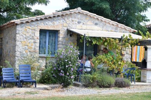 Zahrada ubytování Maisonette #18, 4 Pers, Domaine De Ribiere
