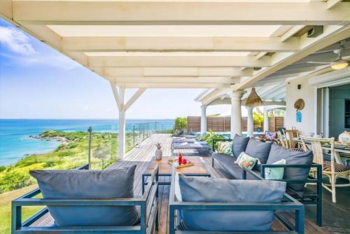 Photo de la galerie de l'établissement Villa d'Happy Bay - Panoramic View of Caribbean and sunsets, à Friar's Bay