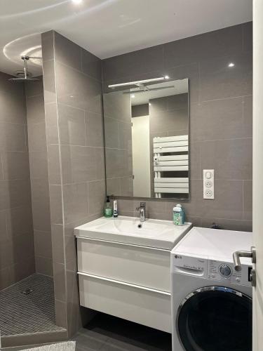 Appartement 3 pièces 75 m2 près arrêt tram Strasbourg