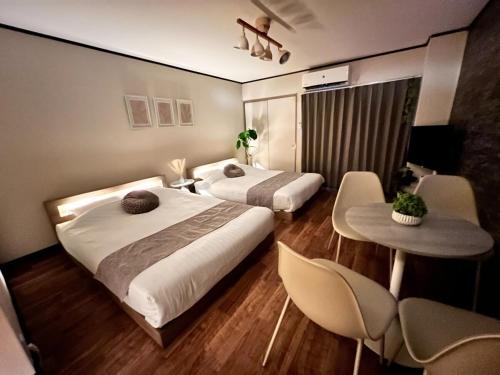 Guest House YOTSUBA 最高の立地,徒歩すぐ黒門市場,難波,道頓堀,日本橋近く