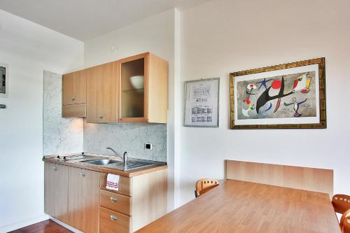 Virtuvė arba virtuvėlė apgyvendinimo įstaigoje Aparthotel Ponza