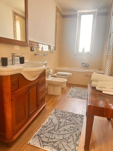 Ένα μπάνιο στο Marina's Cozy Nest