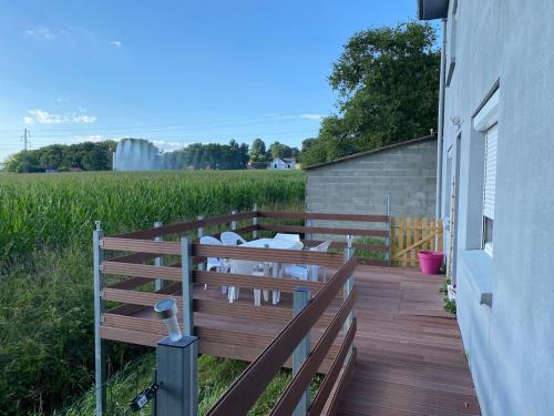Un jardín fuera de Logement entier à la campagne