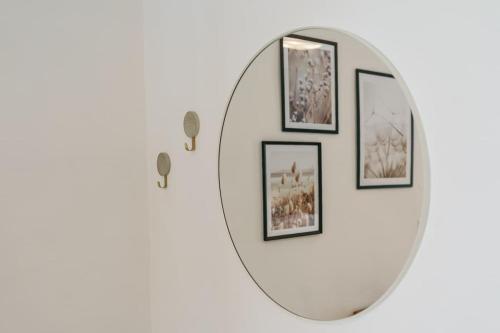 Φωτογραφία από το άλμπουμ του Zwei Zimmer Innenstadt Juwel σε Βίνερ Νόιστατ