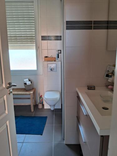 Charmante maison avec extérieur paisible, proche centre ville