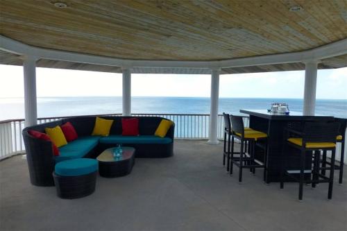 Posezení v ubytování Neptune Cove home