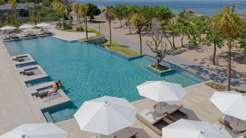 Sumitra Luxury Villas & Resort by Pramana — Pool view