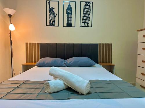 Katil atau katil-katil dalam bilik di Ground Floor Apartment