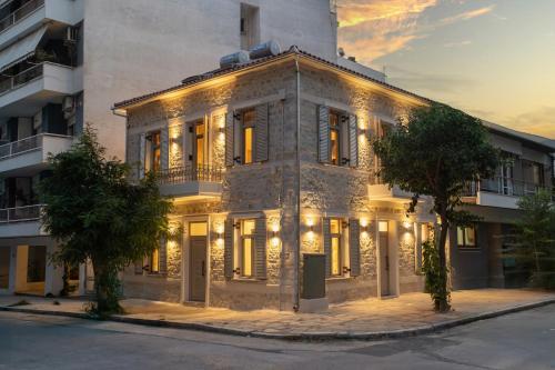 Nest in the City Apartment Home to Home MGMT