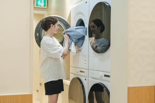 Gallery image of Sinchon Local Friends Hotel in Seoul
