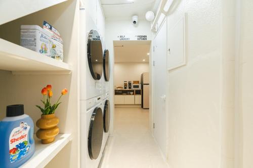 Gallery image of Sinchon Local Friends Hotel in Seoul