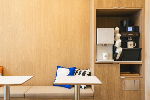 Gallery image of Sinchon Local Friends Hotel in Seoul
