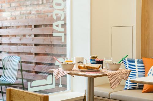 Gallery image of Sinchon Local Friends Hotel in Seoul