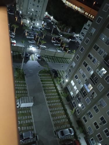 Kejiranan di persekitaran atau kejiranan dekat dengan apartmen