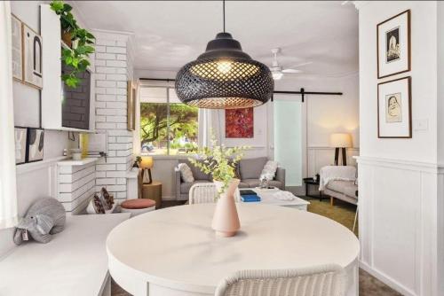 Posezení v ubytování Sunny Daze Beach House