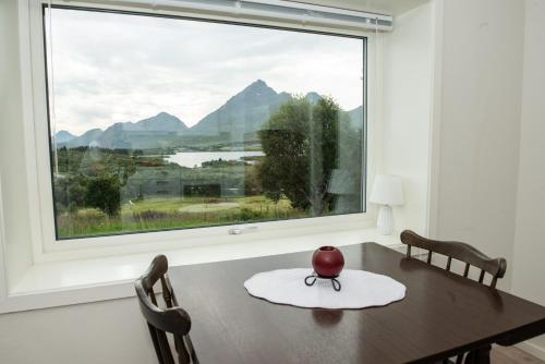 Φωτογραφία από το άλμπουμ του Frittliggende hjem med nydelig utsikt σε Vestvågøya