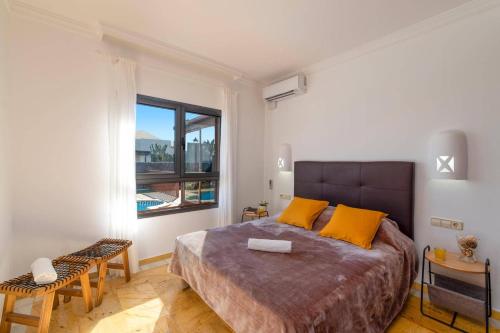 Villa Alhambra by Villa Plus
