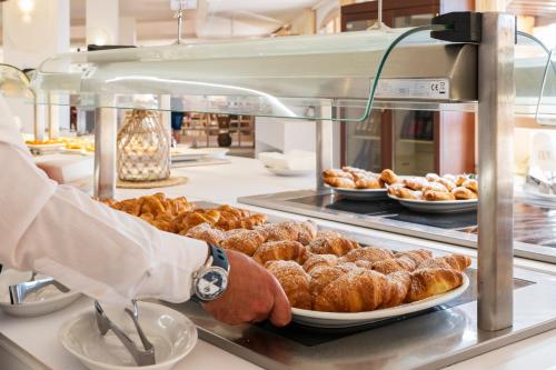 Mâncare la sau în apropiere de acest hotel