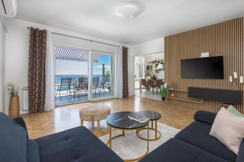 Holiday Home Zarello with Private Pool next to the Sea