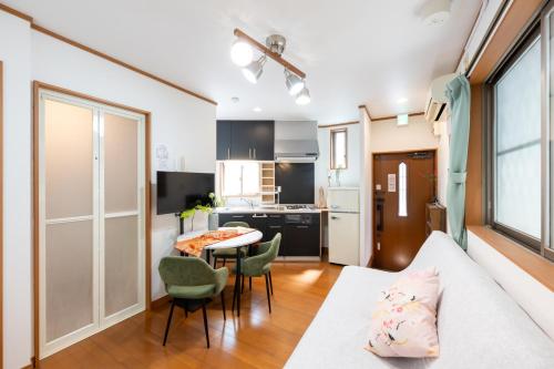 Kamata House Full house stay, Haneda Airport 22min 6 ppl 38sqm