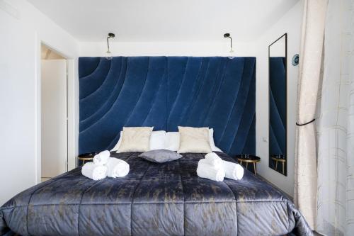 Altamarea - Sea view suitesにあるベッド