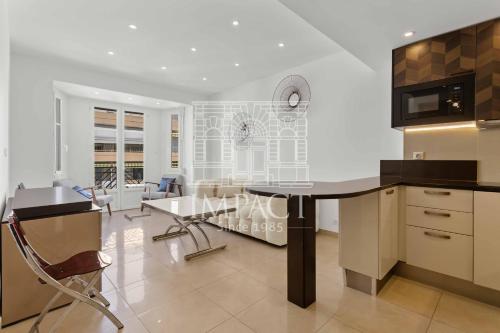 REF 2019 - Apartment for rent Cannes Center