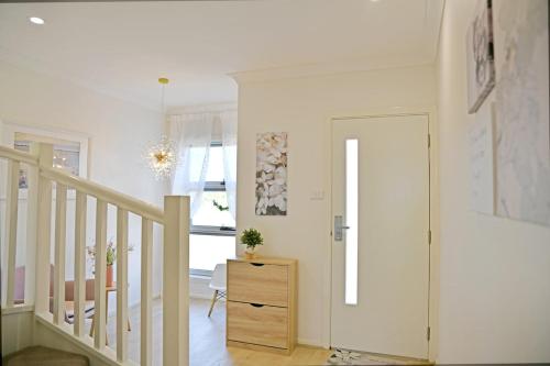 AnnangroveにあるGables Box hill Maraylya Two-Level Houseのギャラリーの写真