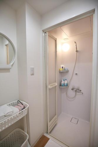BRT301 Family Room, Double Bed & Single Futon