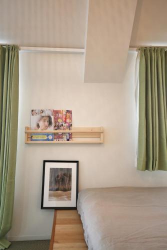 BRT301 Family Room, Double Bed & Single Futon