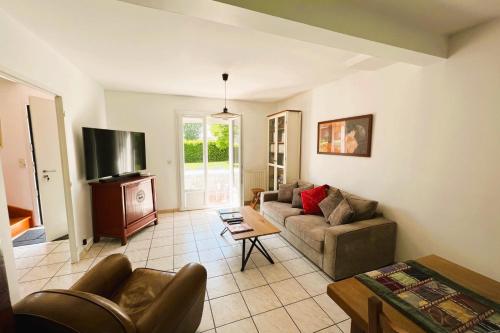 Χώρος καθιστικού στο Spacious house of 100 m with a beautiful garden