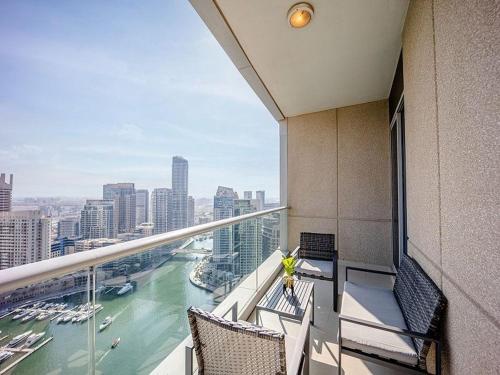Bright 3BR with Maid, Sofa Bed, Marina Views - 32AB02
