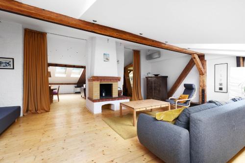 Karmelicka 34 by Homeprime