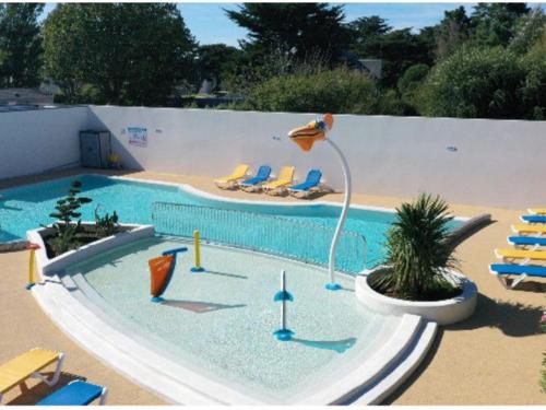 Πισίνα στο ή κοντά στο Mobil-home avec Terrasse pour 4 pers. - API-1-52-776