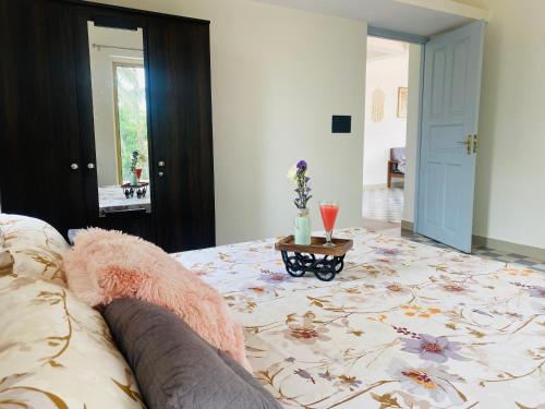 Ένα ή περισσότερα κρεβάτια σε δωμάτιο στο Casa Nauka