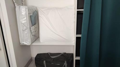 T2 West CITY Parking Clim Wifi 4pers - ROSSIconciergerie - Linge inclus