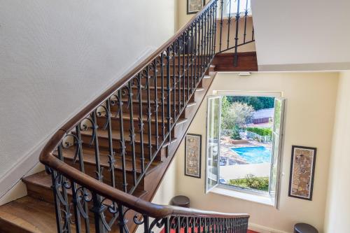 Bazén v ubytování HI Brides-les-Bains nebo v jeho okolí