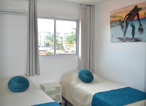 En eller flere senge i et værelse på Los Angeles 3