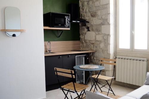 Quiet nest with terrace in the city center