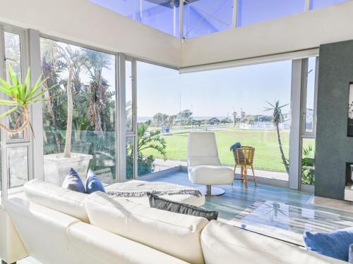 GND Properties Luxury Holiday Homeにある庭