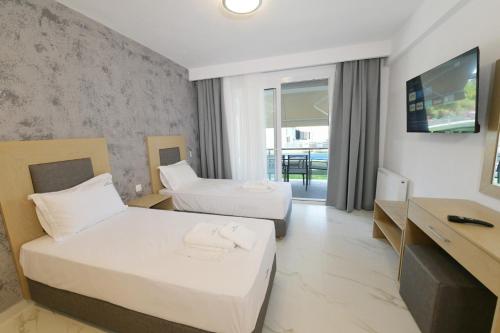 Atlantis Suites and Rooms Nikiti