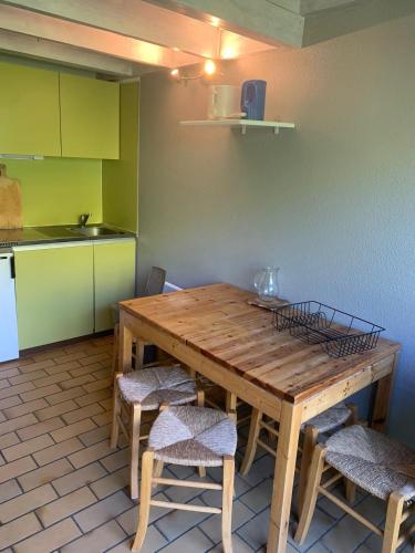 Køkken eller tekøkken på Village Chris