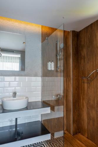 Ένα μπάνιο στο Mielo Lara Hotel