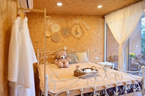 Una cama o camas en una habitación de ปัวเดอะมูน