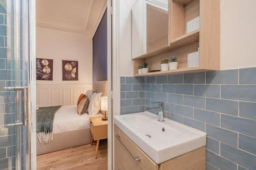 Studio Douillet pour 2 au Cœur de Montmartre - IV