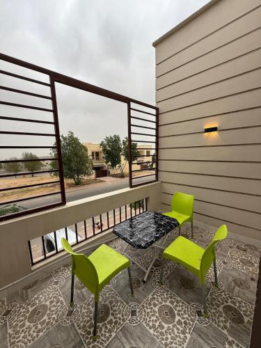 Balkoni atau teres di PeacefulFamilyNest-4BED-PSO PUMP-BAHRIATOWN