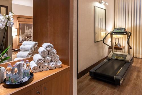 Fitness centrum a/nebo fitness zařízení v ubytování Starhotels Ritz