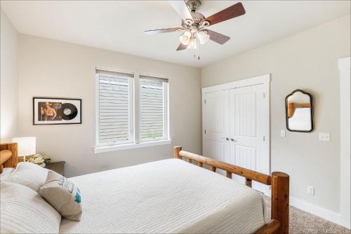 Katil atau katil-katil dalam bilik di High Note House Dover Bay